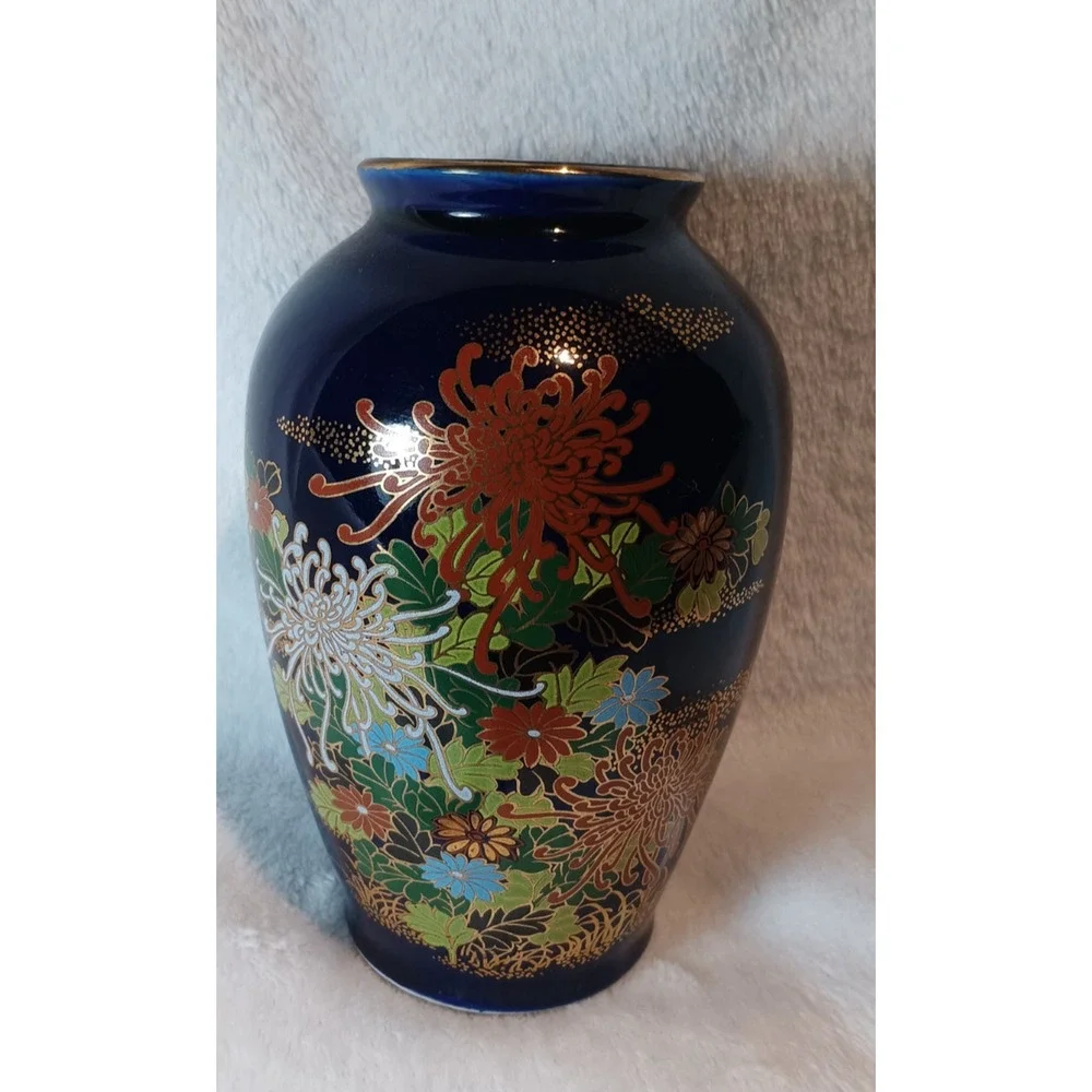 Japanese Nagoya Vintage Porcelain Vase Cobalt Blue Floral Gold Trim Collectible